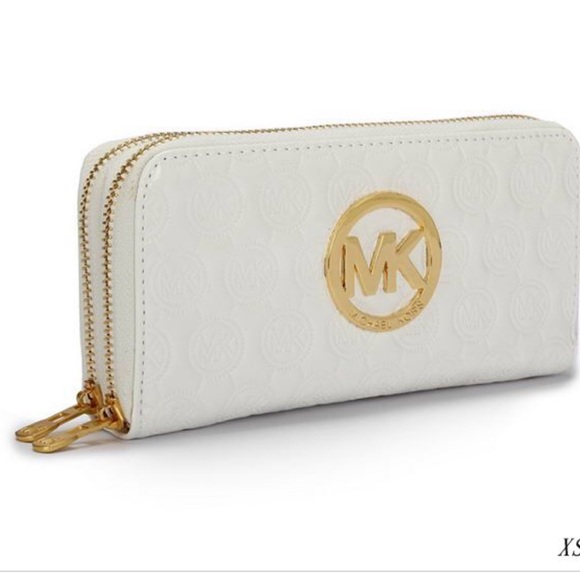 White MK wallet - Picture 3 of 3